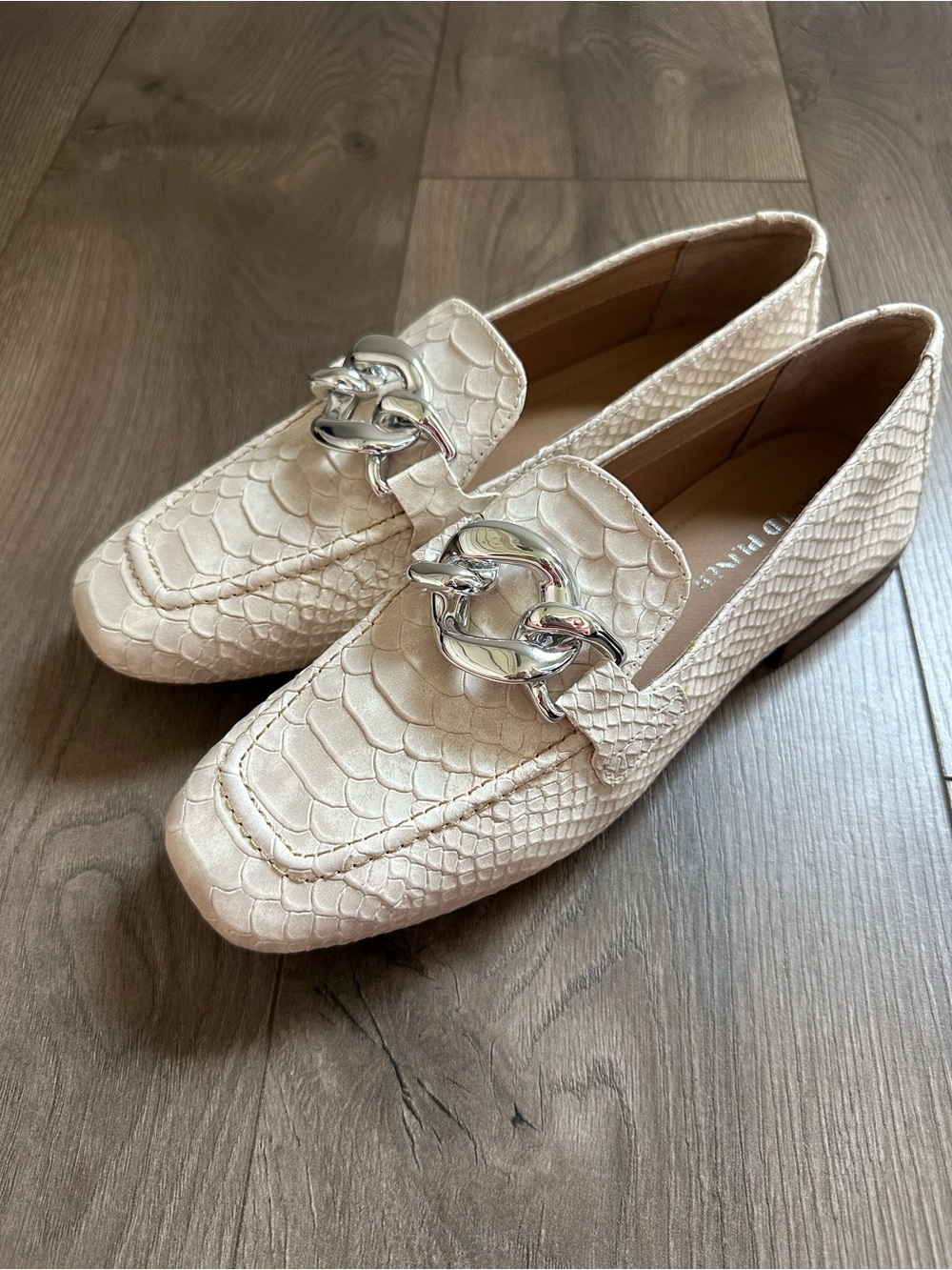 Donald J. Pliner Cream Snake-Embossed Leather Loafers with Silver Chain